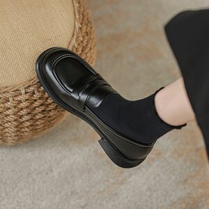Brand Genuine Leather British Style Women's Loafers New Popular Slip-On Flat Shoes Loafers Beanie Shoes for Women