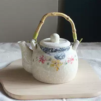 Green Maple LEAF CERAMIC TEAPOT KETTLE SNOWFLAKE Korean TEAPOT UNDERGLAZE COLOR HAND-PAINTED TEAPOT BAMBOO RATTAN HANDLE POT 650ML