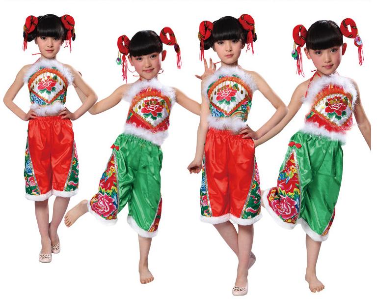 2018 trẻ em mới Yangko trang phục nhóm mẫu giáo khiêu vũ Cổ điển Đông Bắc trang phục biểu diễn trang phục sân khấu yếm váy múa trẻ em