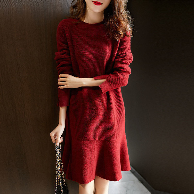 Temperament red mid-length bottoming dress women's autumn and winter coat with small waist and slim waist with mermaid skirt