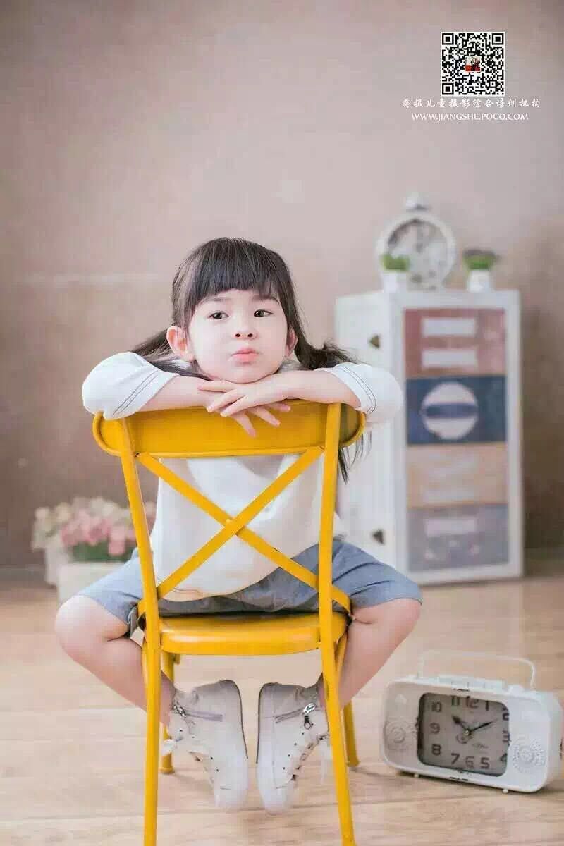 Photography children's props photo wrought iron props personality photo fashion DIY red yellow blue chair stool