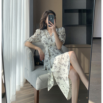 Goo Custom Crushed Flowers One-piece Dress Woman 2022 Summer New Style Vintage Collection Waist Display Slim Temperament V Collar Long Skirt