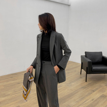 Gray striped small suit design sense casual fashion suit female 2020 autumn two-piece Korean suit jacket