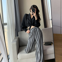 Goo Custom Black Shirt Woman 2022 Spring Dress New Bubble Cuff High-end Design Sensation Small crowdsourced blouse