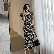 Broken Flowers One-piece Dress Woman 2022 Summer new goddess Fan Xiusei has a thin temperament and elegant party leads over a long skirt in the knee