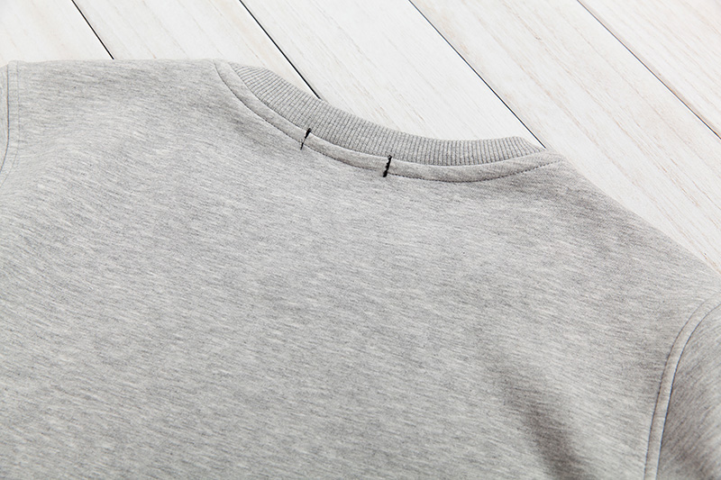 Mùa thu và mùa đông nam áo thun cotton dài tay cộng với nhung dày cỡ lớn thể thao ấm áp trùm đầu áo len cổ tròn rộng rãi và thoải mái áo phông unisex
