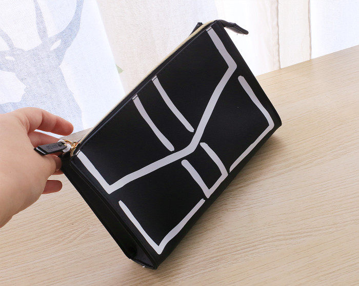 Elegant Poetry Landei Black PU Geometric Patterned Makeup Bag Texture Thick Real Hand Bag Fashion Containing Bag Phone Bag