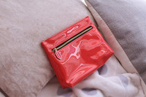 Y* L St * Lan Red Fashion Makeup Bag containing Painted Leather Wash Bag Hands with bag Zero wallet lipstick