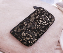 Annah Su High-end Black Lace Makeup Bag Hand Grab Bag Zero Wallet Containing Bag Mouth Red Bag Wash Bag
