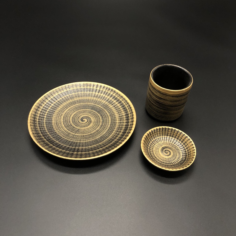 Japanese and Korean Ceramic Tableware, Bone Dishes, Sauce Dishes, Water Cups, Tabletop Settings, Soy Sauce Dishes, Three-Compartment Sauce Dishes, Barbecue Bone Dishes, Etc