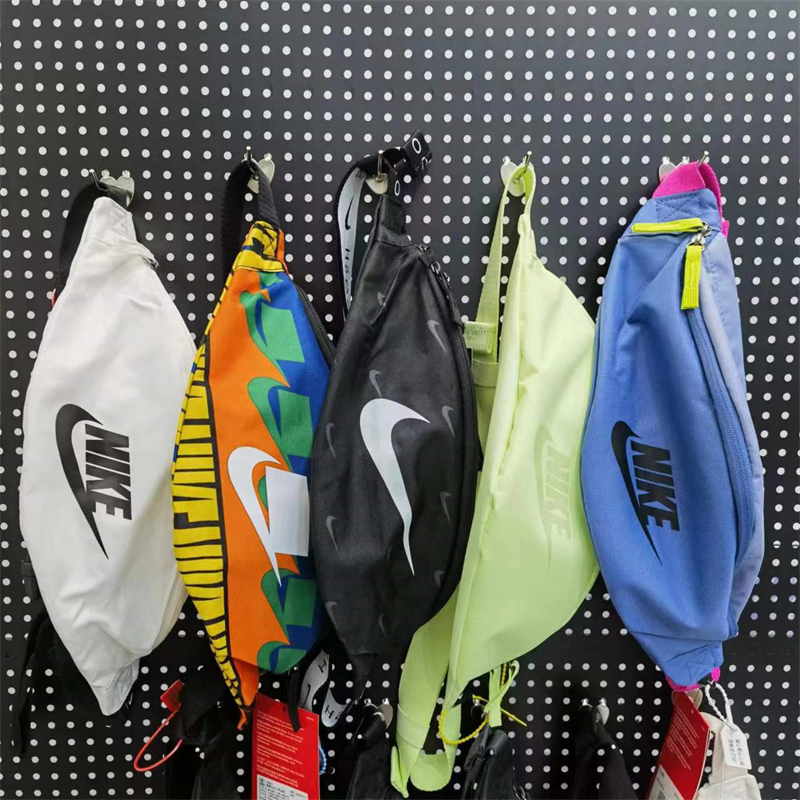 2025 Nike/Nike Men's and Women's Lightweight Chest Bag Crossbody Bag Casual Sports Fitness Waist Bag Ba5750