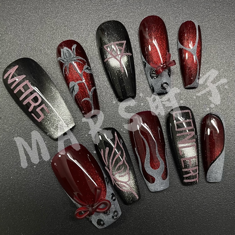 [Original Design] Mars Dark Gothic Style Red and Black Cat Eye Velvet Design Mars Manicure Wearable Nails