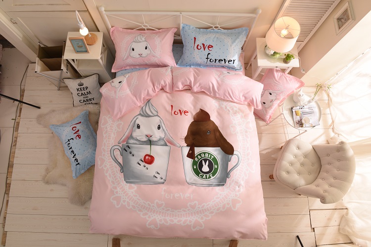 Bông đỏ phim hoạt hình bốn mảnh bông trẻ em bộ đồ giường người đàn ông chăn đại học ký túc xá ba mảnh chăn ga gối