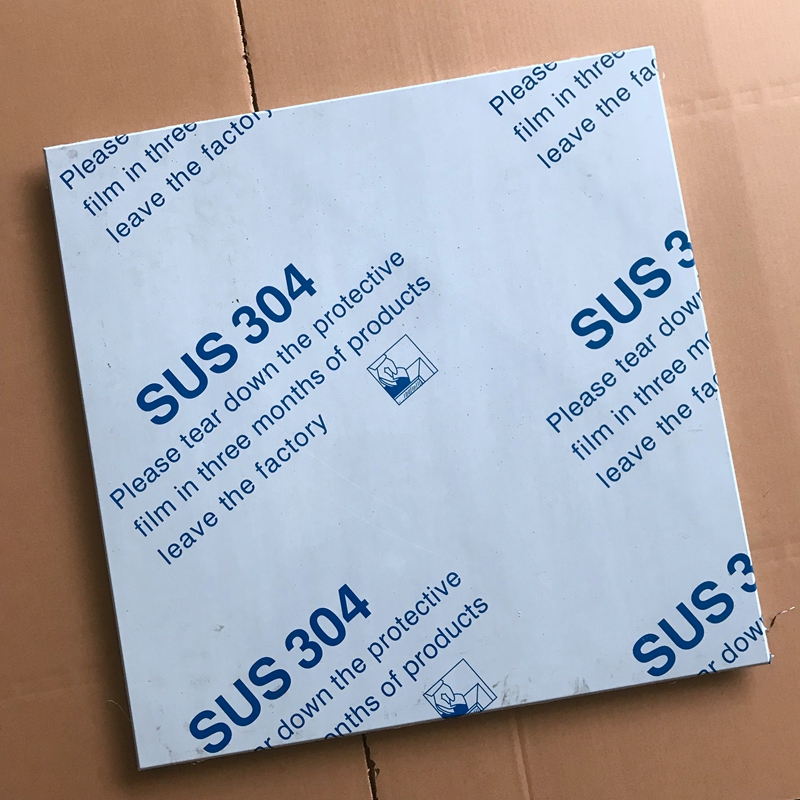 Hot sale true 304 stainless steel gusset standard size 600 * 600 engineering board ceiling integrated ceiling full set of accessories