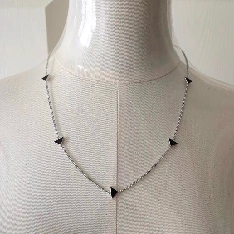 Fashion temperament unique cool daily enamel pink triangle element chain necklace fresh and sweet