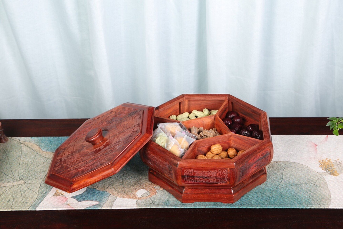 African leaf-rubbed arc rotating eight-fairy fruit box dry fruit box candy box red wood fruit disk