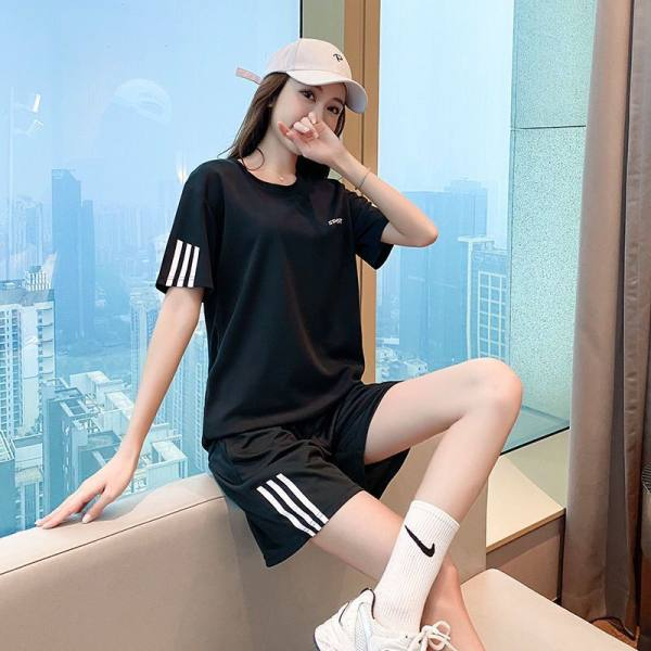 Women's Pajamas, Summer 2026 New Style, Large Size, Short-Sleeved Two-Piece Set, Summer Sports Loungewear Set, Suitable for Going Out