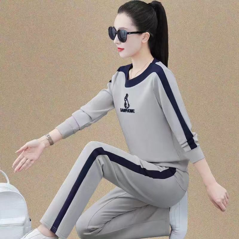 Women's Pajamas, Autumn and Winter 2025 New Style, Internet Celebrity Large Size Long-Sleeved Sports Loungewear Two-Piece Set, Can Be Worn Outside