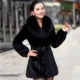2017 mùa thu đông mới mẹ nước lông chồn lông xù lông cáo lông cổ áo nhung dài phần nữ áo khoác phiên bản Hàn Quốc áo da cổ lông