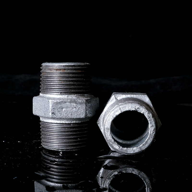 Galvanized iron outer wire Direct external thread joint fittings 4 min 6 inch 1 2 inch 1 2 inch 1 5 inch 2 inch