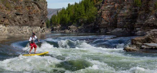 什么是sup <wbr>(站立桨板滑水板）是一项怎样的水上运动？