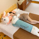 ໝອນ Rabbit ງາມໆສຳລັບສາວໆນອນຢູ່ເທິງຕຽງ