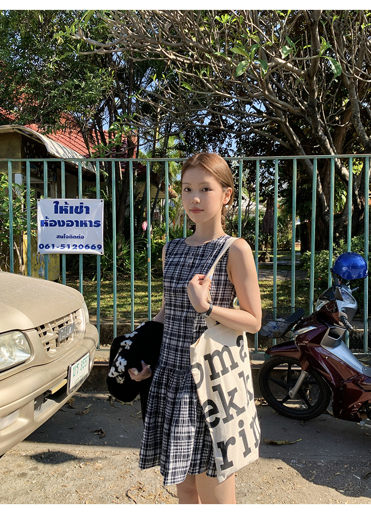 Tuuuh платье без рукавов в черно-белую клетку женское ретро стройнящее универсальное