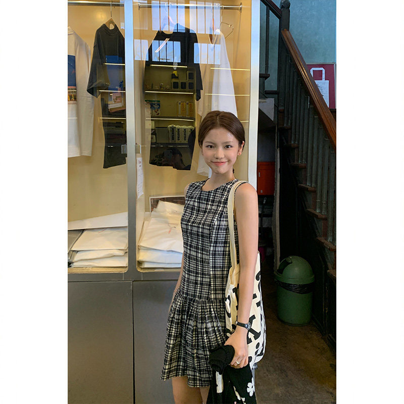 Tuuuh платье без рукавов в черно-белую клетку женское ретро стройнящее универсальное