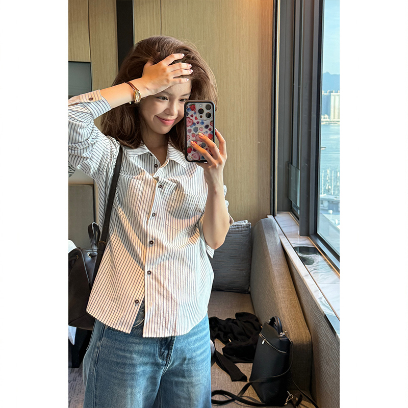 Tuuuh Picture Book Style Striped Long-Sleeve Shirt for Women, Polo Collar, Loose Fit, Versatile, Relaxed Feel, High-End Top for Autumn
