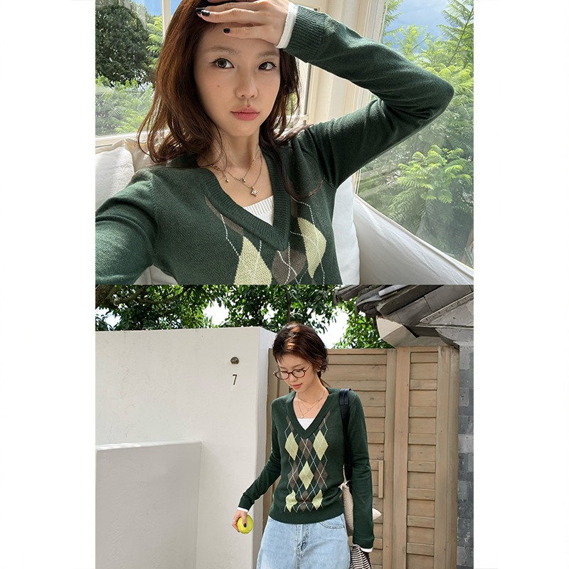 Tuuuh Picture Book [British Argyle] Dark Green Argyle V-Neck Wool Blend Knitted Sweater for Women, Slim Fit Autumn Sweater