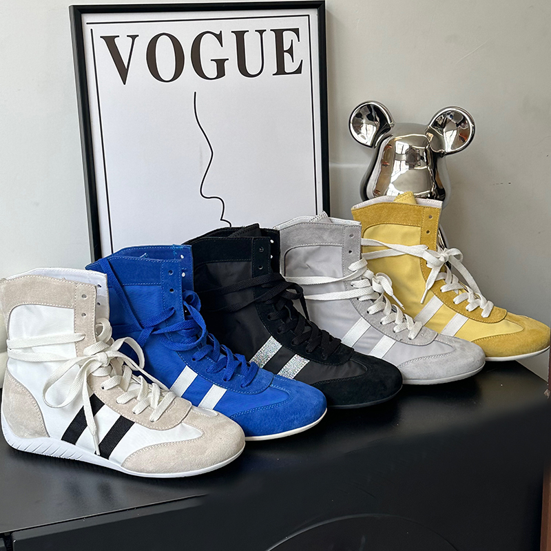Men's and Women's Matching Boxing Shoes, Genuine Leather, Breathable, High-Top, German Training Shoes, Height-Increasing, Fashionable, Comfortable, Versatile Sneakers Men's and Women's Matching Boxing Shoes, Genuine Leather, Breathable, High-Top, German Training Shoes, Height-Increasing, Fashionable, Comfortable, Versatile Sneakers