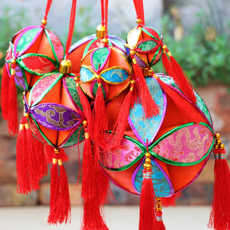 Guangxi hydrangea Zhuang characteristics Pure handicraft love relic hydrangea Liu Sanjie Zhuang characteristic hydrangea