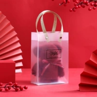 Матовое бордовое полотенце, 75×35см