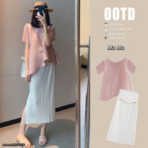 Maternity suit for summer outing fashionable thin chiffon short-sleeved top belly-supporting pleated skirt two-piece set for summer