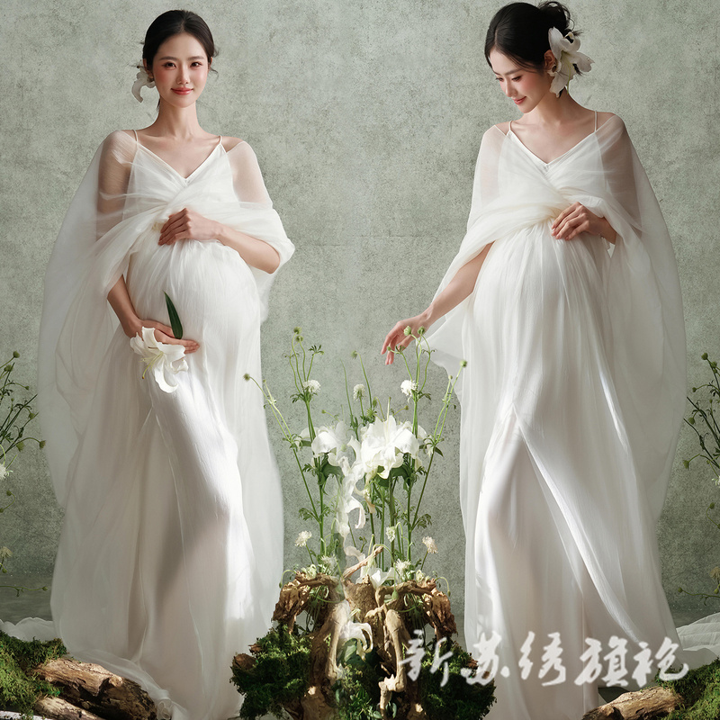 Pregnant Women's Photo Shoot Theme: New French-Style, Elegant, Cool, Zen-Inspired High-End Dress for Maternity Photoshoot