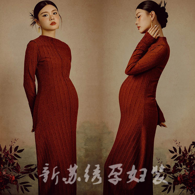 Pregnant Women's Photo Studio Photoshoot with Chinese Theme, Retro National Style Red Cheongsam Dress, Pregnant Mommy Art Photo Photography Outfit