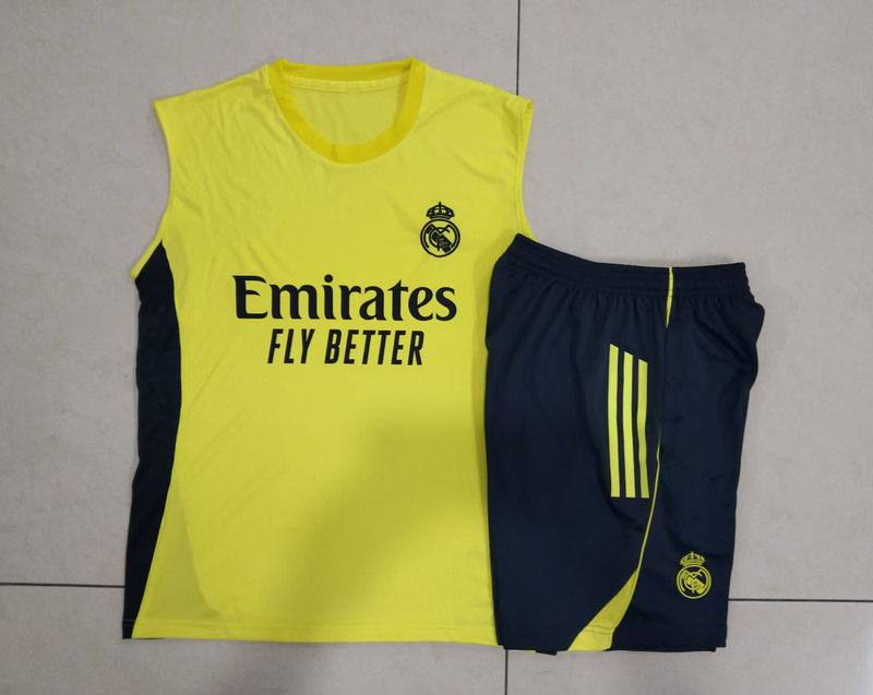 Yellow Sleeveless Football Training Vest Jersey for Men 2526 New Style Running Fitness Quick-Drying Performance Sports Team Uniform