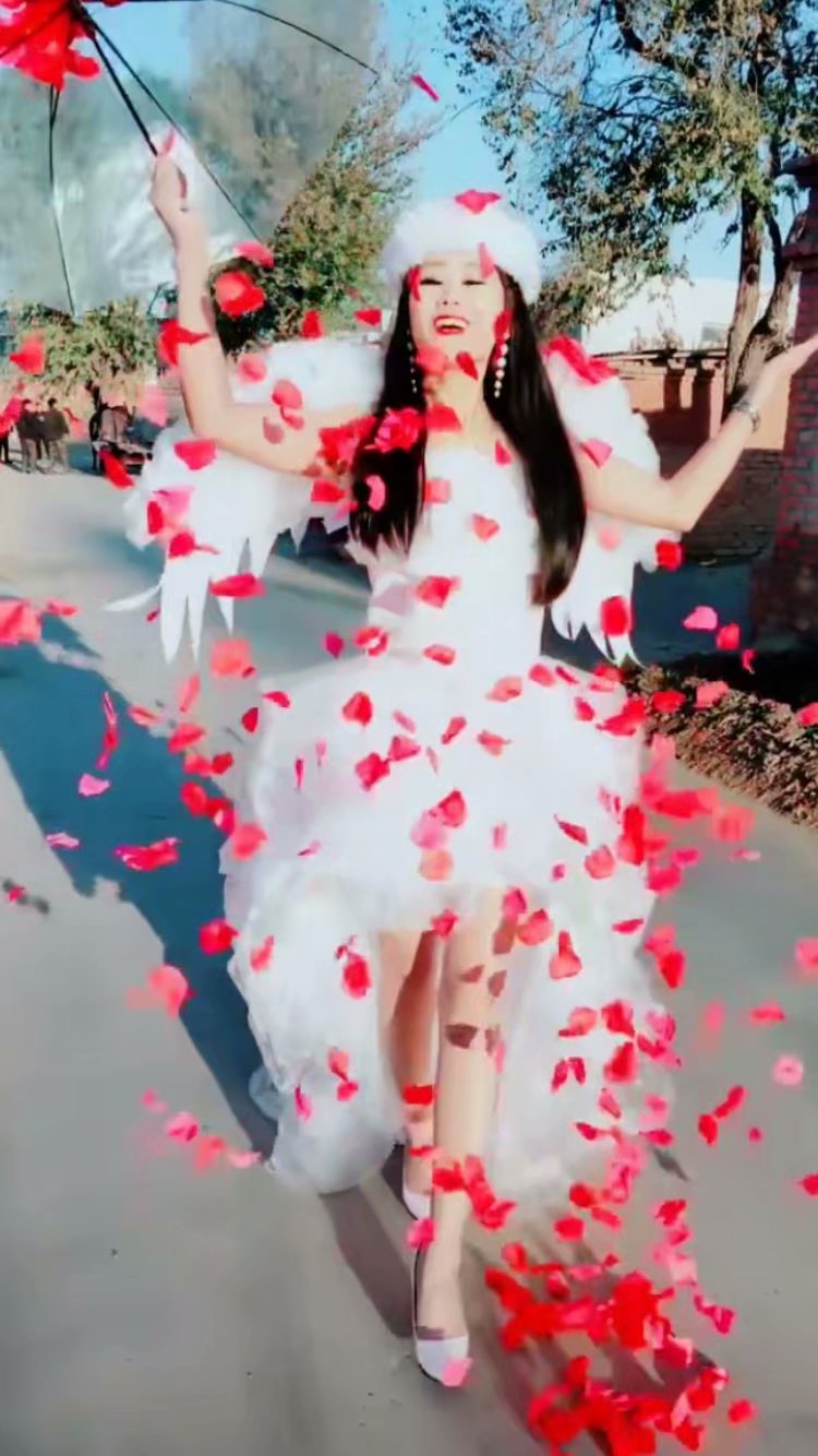 Mẫu giáo cho trẻ em mẫu giáo váy cưới màu trắng đuôi xanh quần áo handmade thời trang trình diễn trang phục sân khấu quần áo trẻ em 10 tuổi
