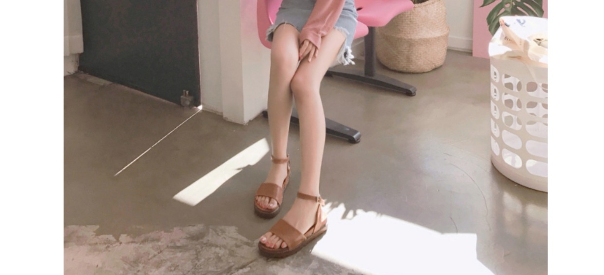 Mùa xuân 2019 lửng lười gió màu hồng rắn phù hợp với cổ áo v cổ dài tay áo sang trọng rò rỉ xương đòn áo voan nữ áo sơ mi kaki nữ tay dài