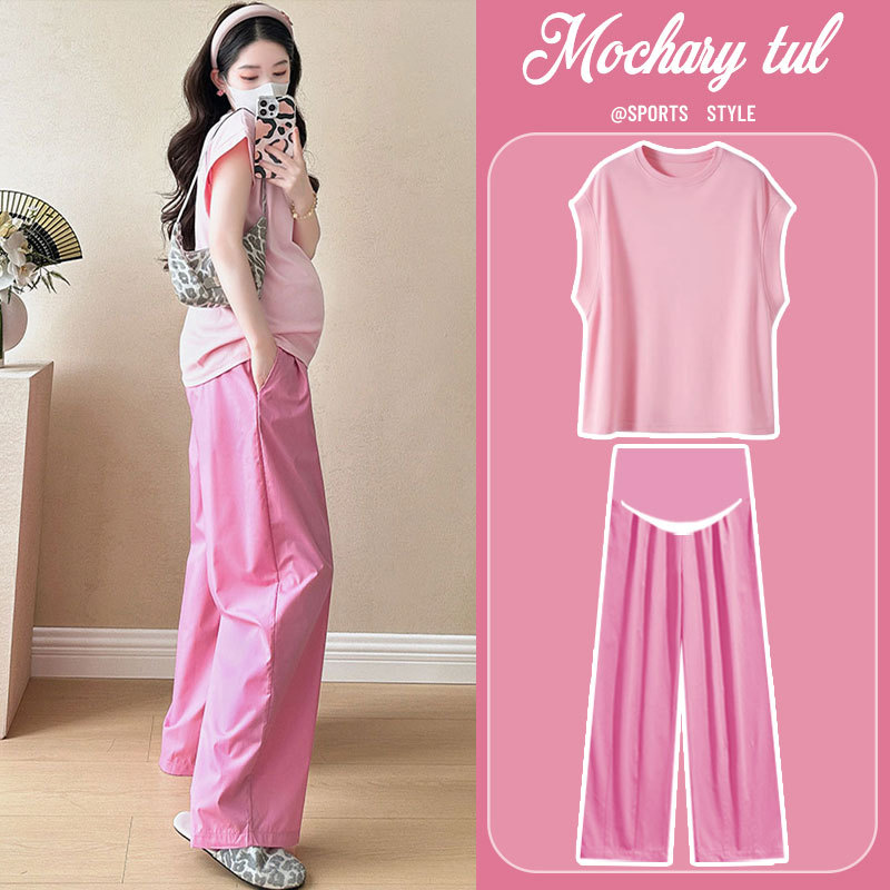 Maternity Outfit, Fashionable and Stylish, Summer Pink Top, Two-Piece Summer Outfit, Petite Size, Age-Reducing, Elegant, Covers the Belly