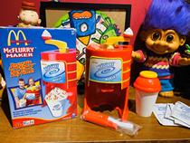 (Millionaire Bean) Japanese Naughty McDonalds Dessert Machine Childrens Toys Collection Jedi 2007 Years Ago