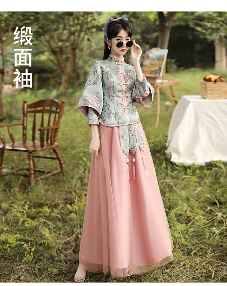  7XL+90 % new rental price (satin sleeve)   + $3.14 