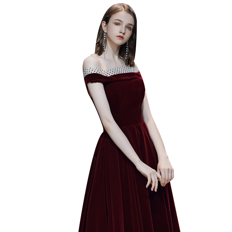 Evening dress for elementary school students, fitted Evening dress for elementary school students, fitted