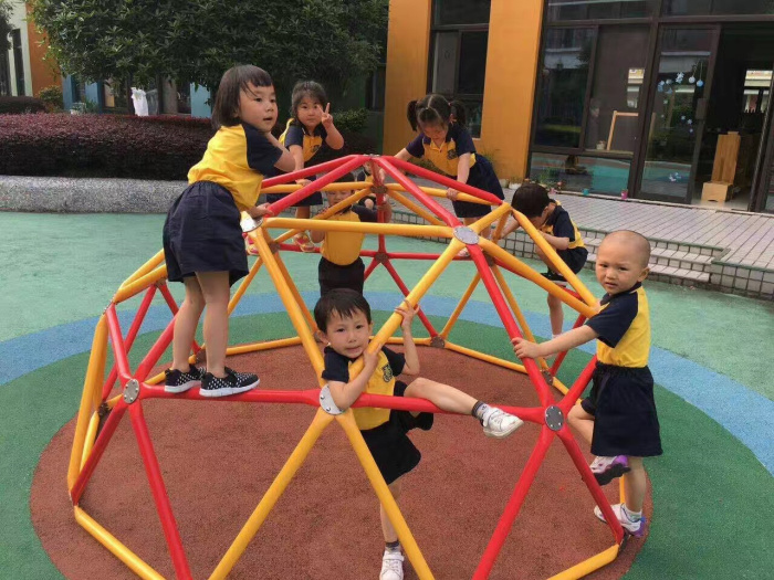 Early education children climbing frame toy drilling hole physical training climbing facilities kindergarten outdoor large hemisphere tunnel