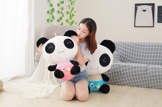 ກາຕູນຄູ່ຜົວເມຍ Giant Panda Plush Toy Doll Panda Pillow Cushion Pillow Doll Rag Doll ຂອງຂັວນງານແຕ່ງງານ