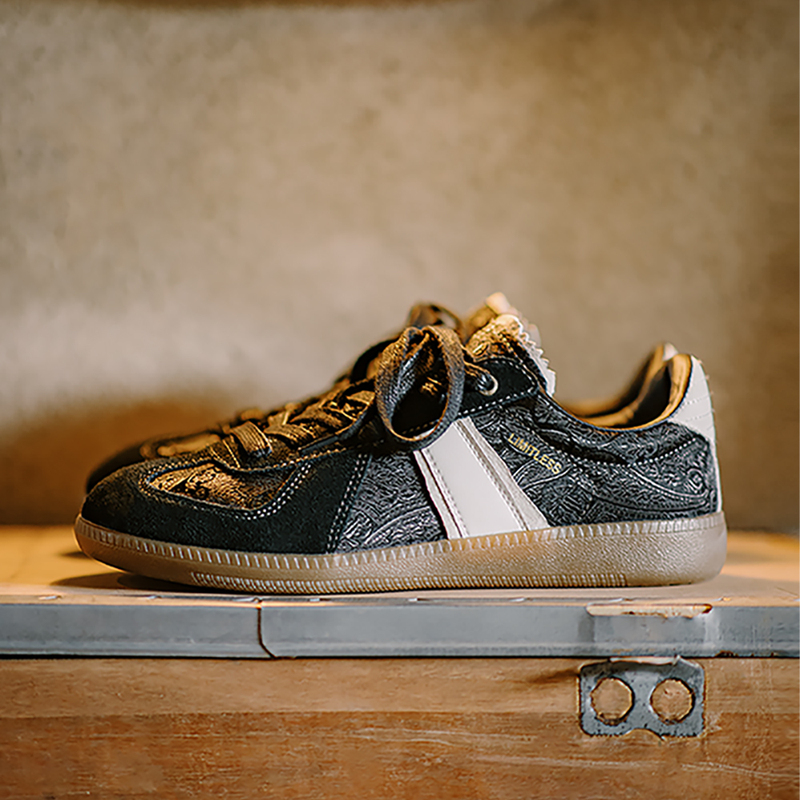 Madden Black Silk Sneakers for Men, Retro Chinese Style Casual Sports Shoes, Niche Design Black Training Shoes