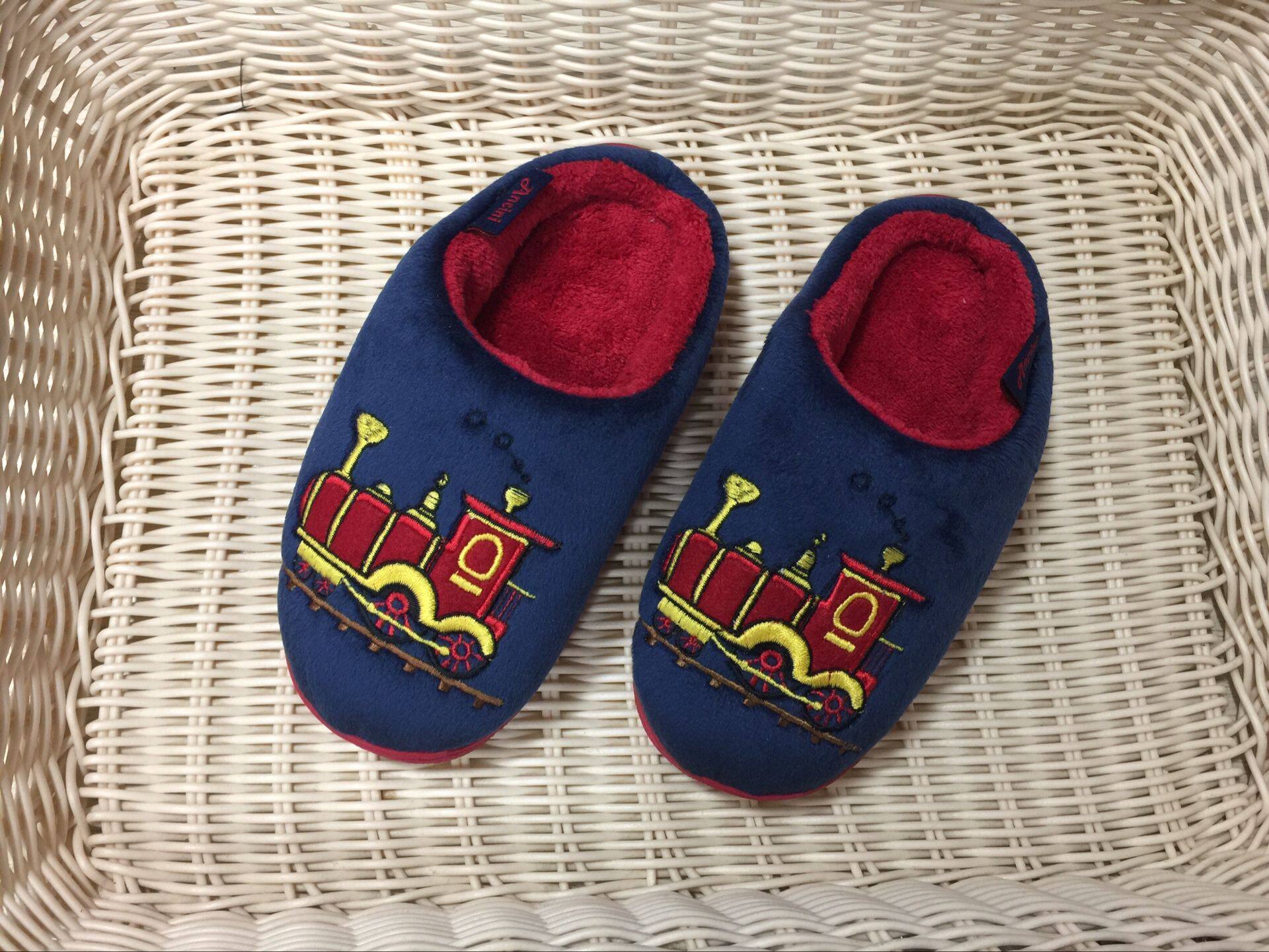 Pantoufles enfants en suède pour hiver - semelle caoutchouc - Ref 1004594 Image 9