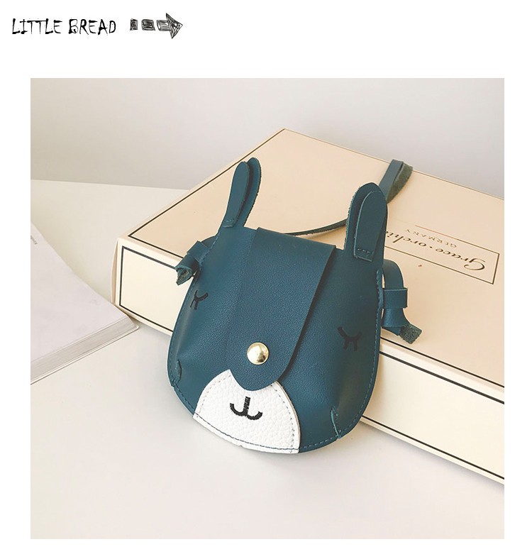 Women's Small Pu Leather Animal Fashion Square Magnetic Buckle Crossbody Bag display picture 9
