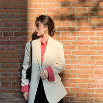 Spring outfit 2022 New womens design sensation Little Korean version suit jacket Leisure Inn wind rice white Western suit woman