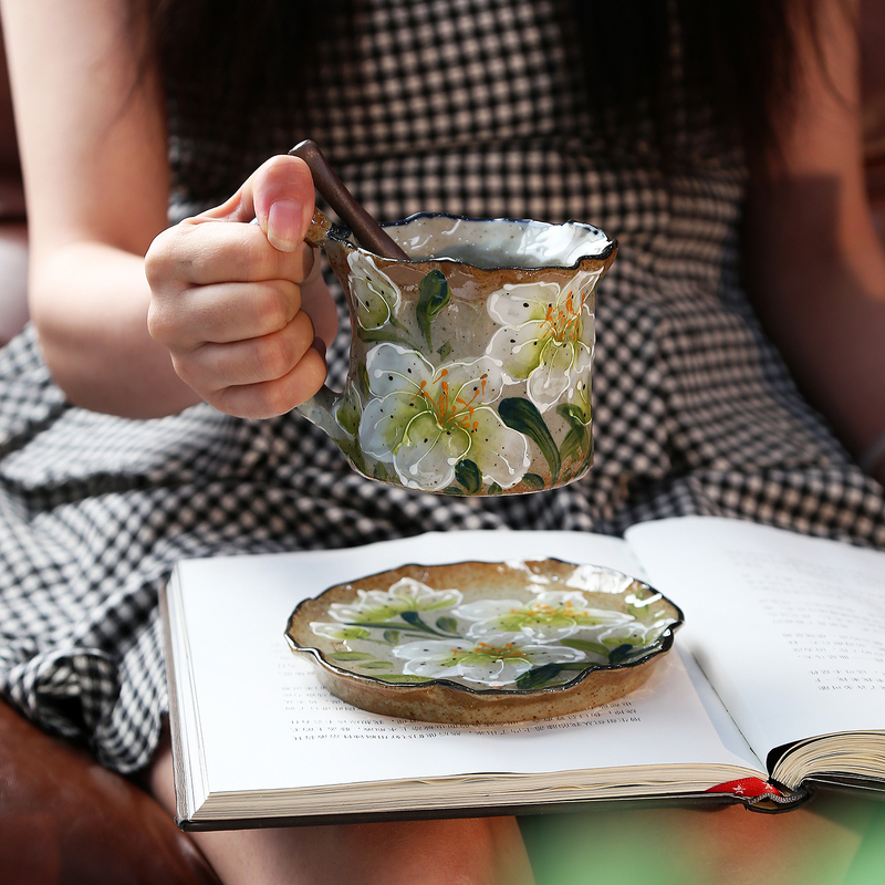 Ceramic Coffee Cup Set with Underglaze Color Hand-Painted Green Lily Design, Vintage Floral Rim, Afternoon Tea Cup
